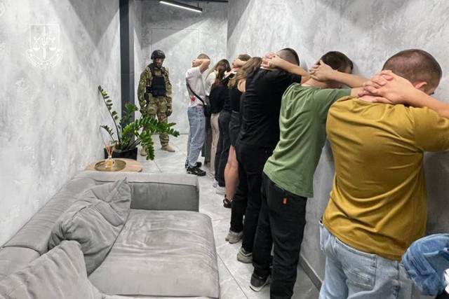 На Дніпропетровщині викрили шахрайський колл-центр На Дніпропетровщині викрили шахрайський колл-центр