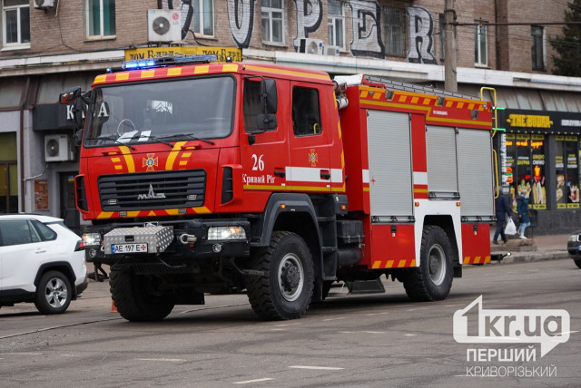 На Криворіжжі залучають резервні бригади рятувальників через збільшення кількості пожеж На Криворіжжі залучають резервні бригади рятувальників через збільшення кількості пожеж