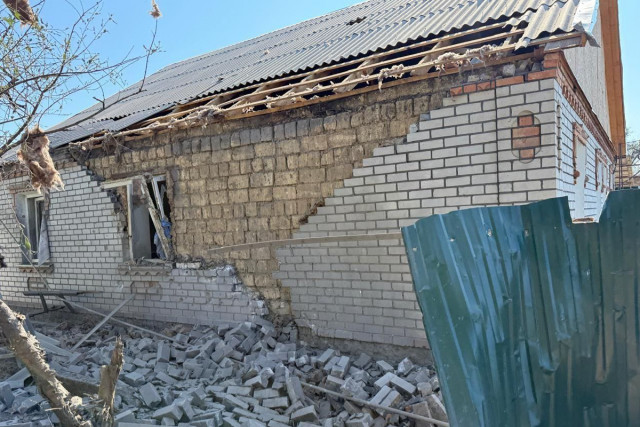 В Днепропетровской области в результате обстрелов пострадали четыре человека В Днепропетровской области в результате обстрелов пострадали четыре человека