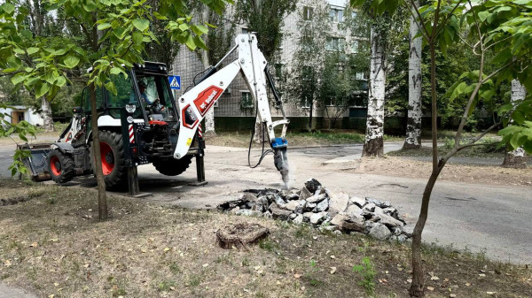 на Криворожье продолжается ямочный ремонт дорог ремонт дорог