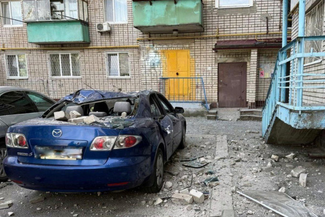 На Дніпропетровщині від обстрілів постраждав чоловік, пошкоджена дев`ятиповерхівка На Дніпропетровщині від обстрілів постраждав чоловік, пошкоджена дев`ятиповерхівка