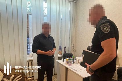 Работника ТЦК с Днепропетровщины подозревают в махинациях с военным учетом Работника ТЦК с Днепропетровщины подозревают в махинациях с военным учетом