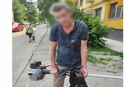 На Днепропетровщине экс-работник АЗС похитил мотокосу из подсобки