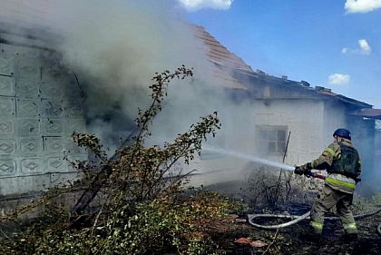 В результате вражеских атак на Днепропетровщине погиб мужчина и пострадала девушка В результате вражеских атак на Днепропетровщине погиб мужчина и пострадала девушка