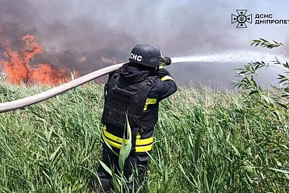 В Днепропетровской области за сутки пожарные ликвидировали 18 пожаров в экосистемах