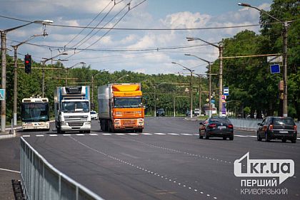 Водителям какого транспорта ограничили движение на Днепропетровщине