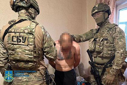 У Дніпрі затримали подружжя, яке намагалося підірвати військового