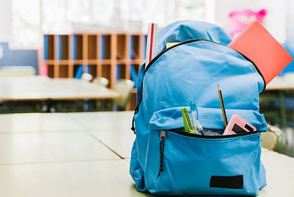 Криворіжців попереджають про шахрайство під виглядом допомоги «Пакунок школяра»