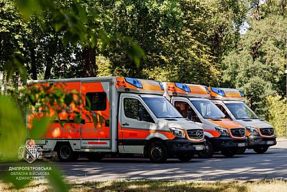 Днепропетровщина получила новые кареты «скорой» для фронта и тыла