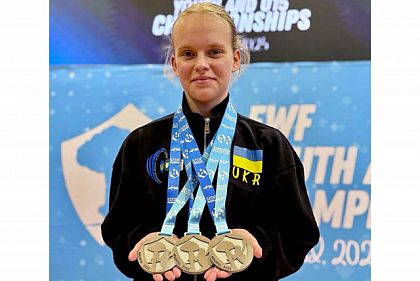 Криворожанка завоевала серебро на чемпионате Европы по тяжелой атлетике