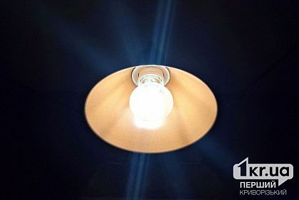 Более 30 тысяч домов Днепропетровщины после обстрелов снова со светом