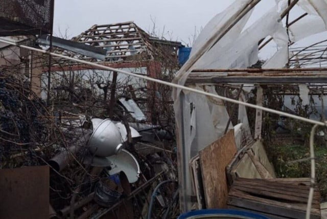 Росіяни обстріляли Нікопольщину: двоє поранених та численні руйнування