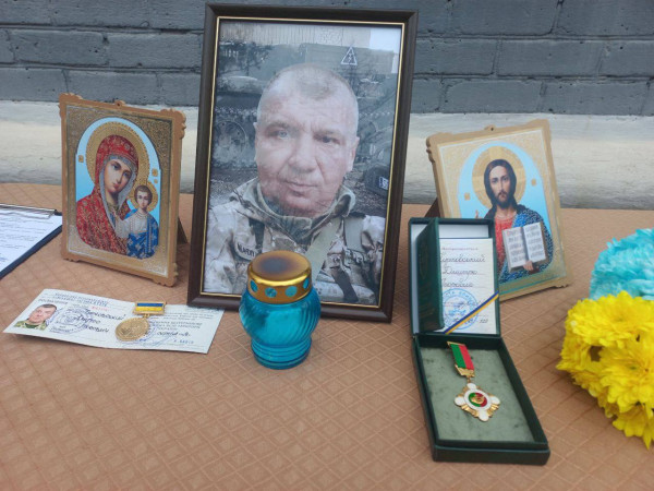 у Кривому Розі відкрили меморіальну дошку Дмитру Турковському меморіальна дошка