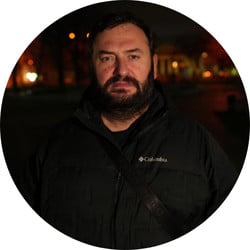 Учитель Сергей Плотников Учитель Сергей Плотников