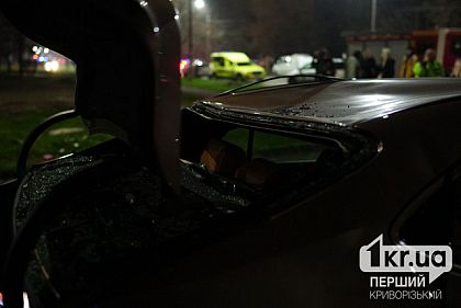 Последствия ракетного удара по Кривому Рогу 3 декабря — фото