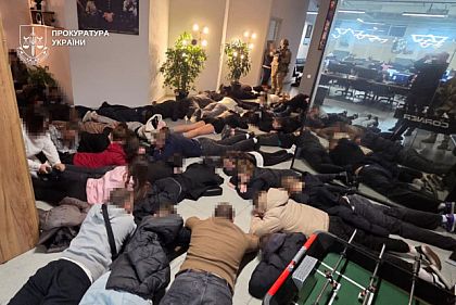 В Днепре разоблачили мошеннические колл-центры, которые выдавали себя за банки