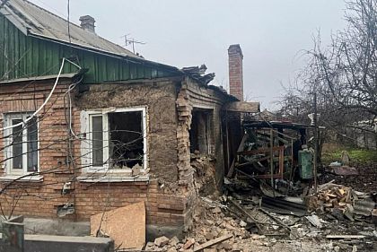 Из-за обстрелов 20 декабря в Днепропетровской области повреждены дома и АЗС