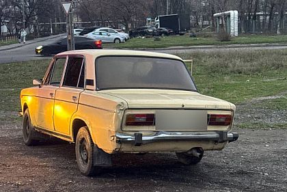 Патрульні Дніпропетровщини виявили за кермом автівки неповнолітнього