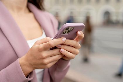 Как криворожанам оставаться на связи во время отключений света