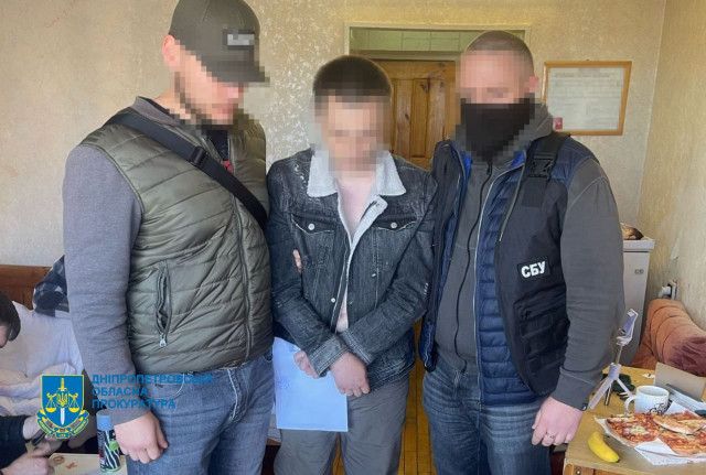 Жителя Днепра подозревают в диверсии на железной дороге Жителя Днепра подозревают в диверсии на железной дороге