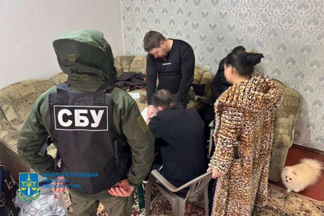 На Днепропетровщине разоблачили группу, которая обманула родственников пленных военных на 3 миллиона гривен На Днепропетровщине разоблачили группу, которая обманула родственников пленных военных на 3 миллиона гривен