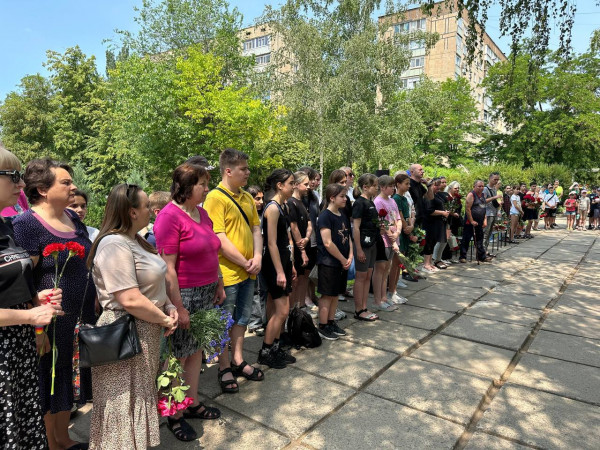 в Кривом Роге открыли мемориальную доску Михаилу Молдовану мемориальная доска