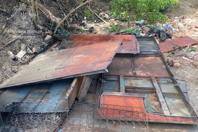 У Кривому Розі затримали підозрюваних у крадіжці металу У Кривому Розі затримали підозрюваних у крадіжці металу