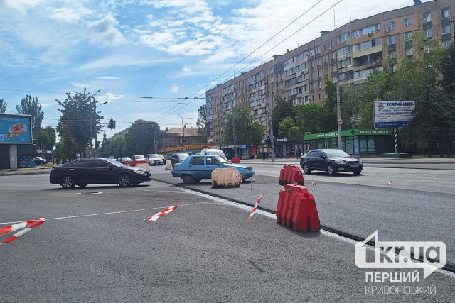 У Кривому Розі утворилися затори через ремонт дороги: де саме У Кривому Розі утворилися затори через ремонт дороги: де саме