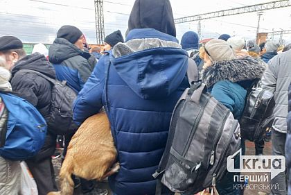 Два месяца на переезд: из Синельниковского района принудительно эвакуируют семьи с детьми