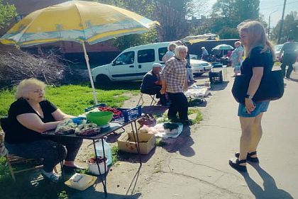 В Кривом Роге проверили места стихийной торговли товарами домашнего обихода