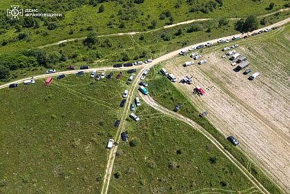 Зник у лісі: на Івано-Франківщині третю добу шукають 5-річного хлопчика