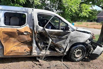 Повреждена парикмахерская и машины: оккупанты били по Никопольщине