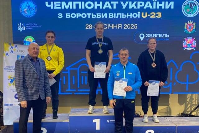 Криворожские спортсмены завоевали награды на чемпионате Украины по вольной борьбе