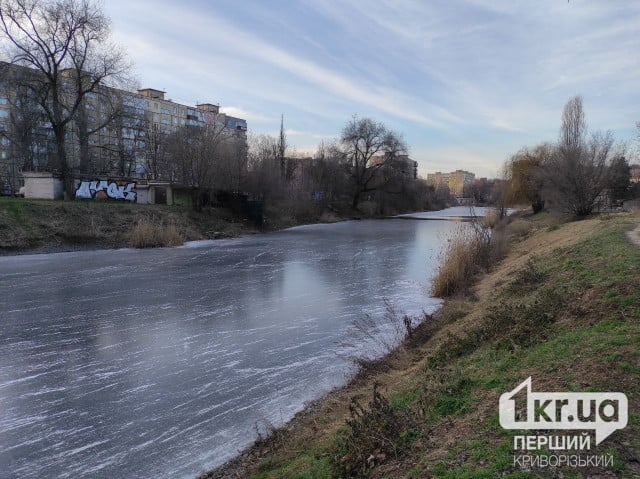 За тиждень в Україні потонуло 22 людини: криворіжцям нагадують правила поводження на кризі