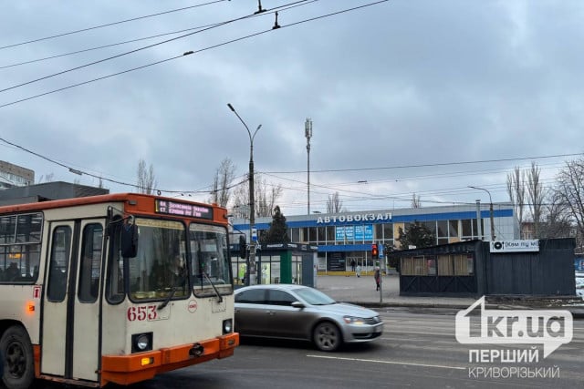 В Кривом Роге обновят троллейбусы и трамваи: капитальный ремонт и замена сетей