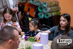 Криворожанка просить містян долучитися до збору на лікування її доньки