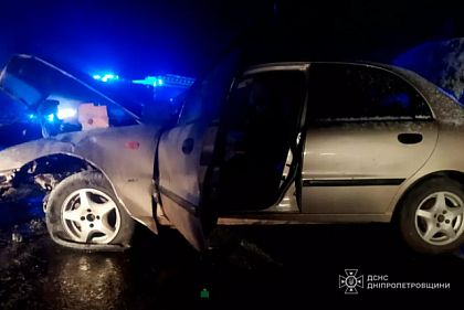 Из-за ДТП на автодороге «Днепр-Кривой Рог-Николаев» пострадали водитель и два пассажира