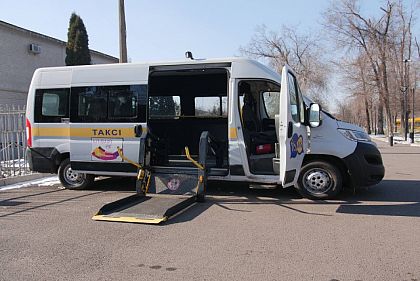 Криворожанам предоставили более 11 500 услуг по перевозке социальным такси: кому доступно