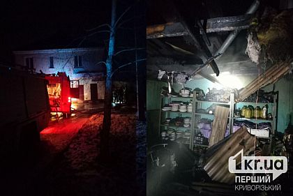 В Кривом Роге из-за замыкания проводки горела постройка