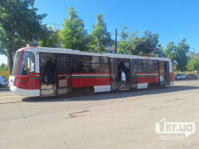 Вечером 2 октября на одном из участков Кривого Рога временно не курсируют трамваи и троллейбус