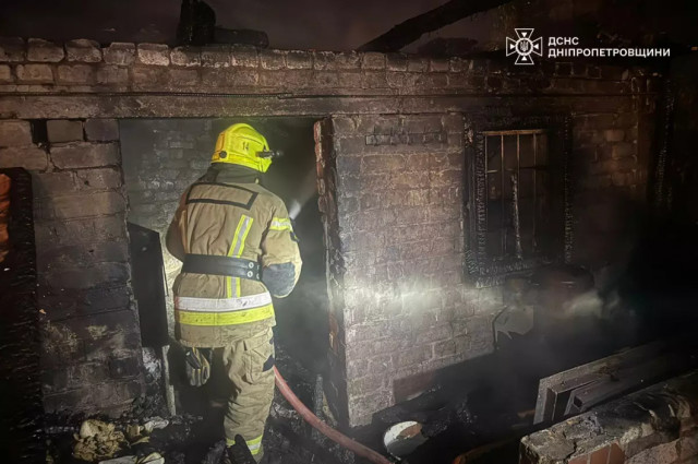 Криворожские спасатели обнаружили на пожаре тело человека