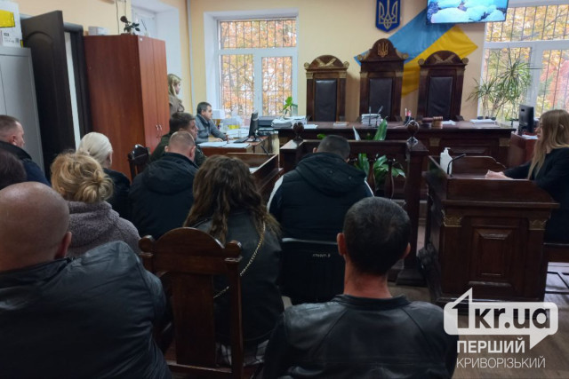 Суд у Кривому Розі переніс розгляд справи про махінації з похованнями військових