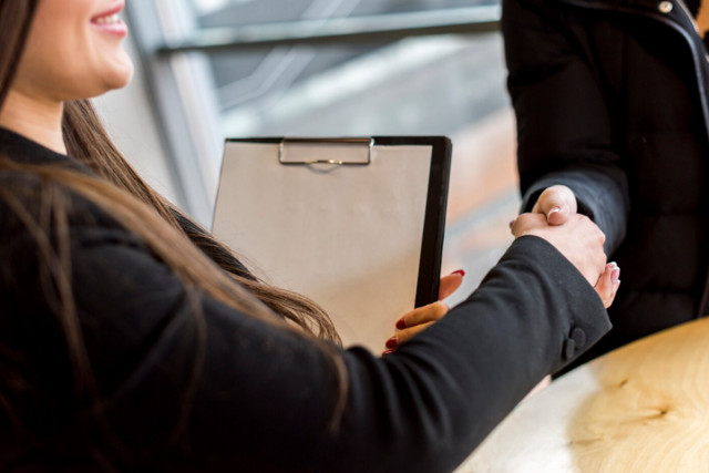 Кривой Рог вне рейтинга самых высокооплачиваемых вакансий Днепропетровщины