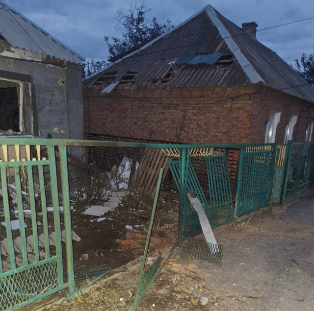 На Днепропетровщине из-за вражеских атак повреждены четыре частных дома