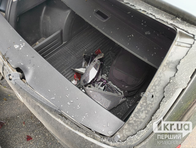 В Кривом Роге на перекрестке грузовик врезался в три автомобиля: детали