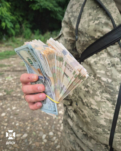 прикордоннику пропонували хабар хабар