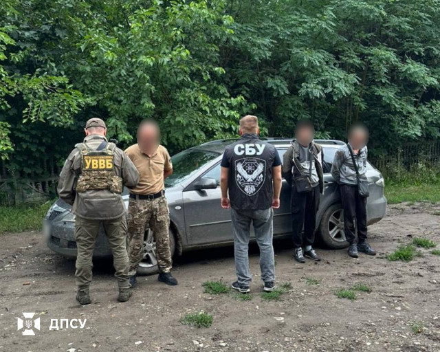 Житель Днепропетровской области пытался нелегально переправить людей через границу