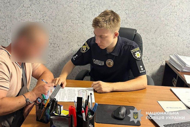 Поліція викрила криворіжця, який вкрав гроші з картки померлої родички