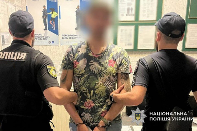 На Дніпропетровщині затримали розбійника, який пограбував магазин із погрозами