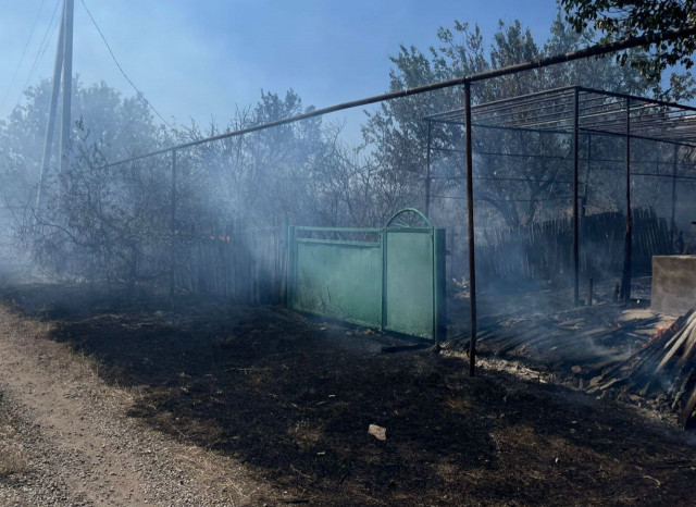 Мешканка Дніпропетровської області поранена через ворожі атаки